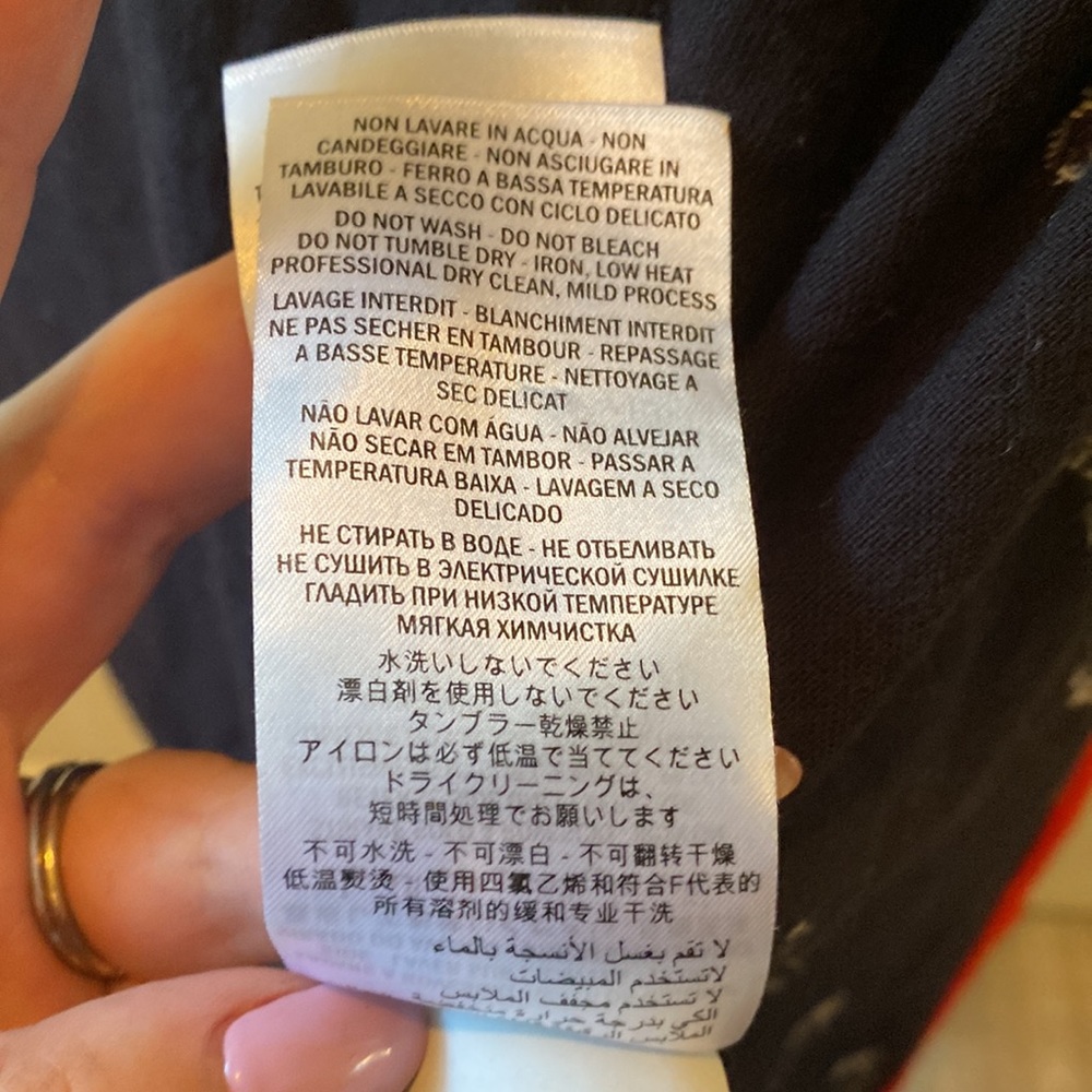 Gucci Bee Cardigan - Picture 11 of 13